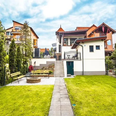 Bed & Breakfast Kiss-henezi 3*