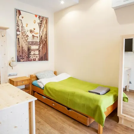 Kiss-henezi 3* Keszthely